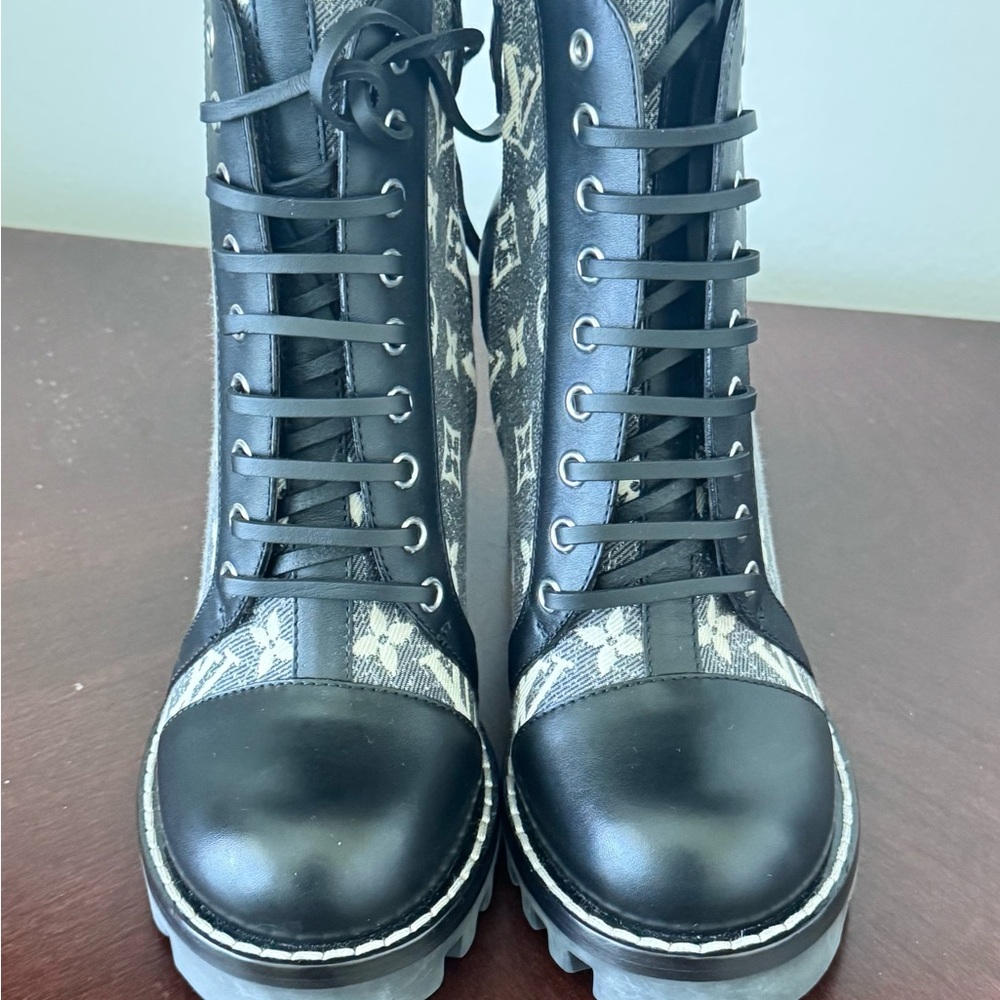 Louis Vuitton Black and Gray Heeled Boots - Picture 3 of 7